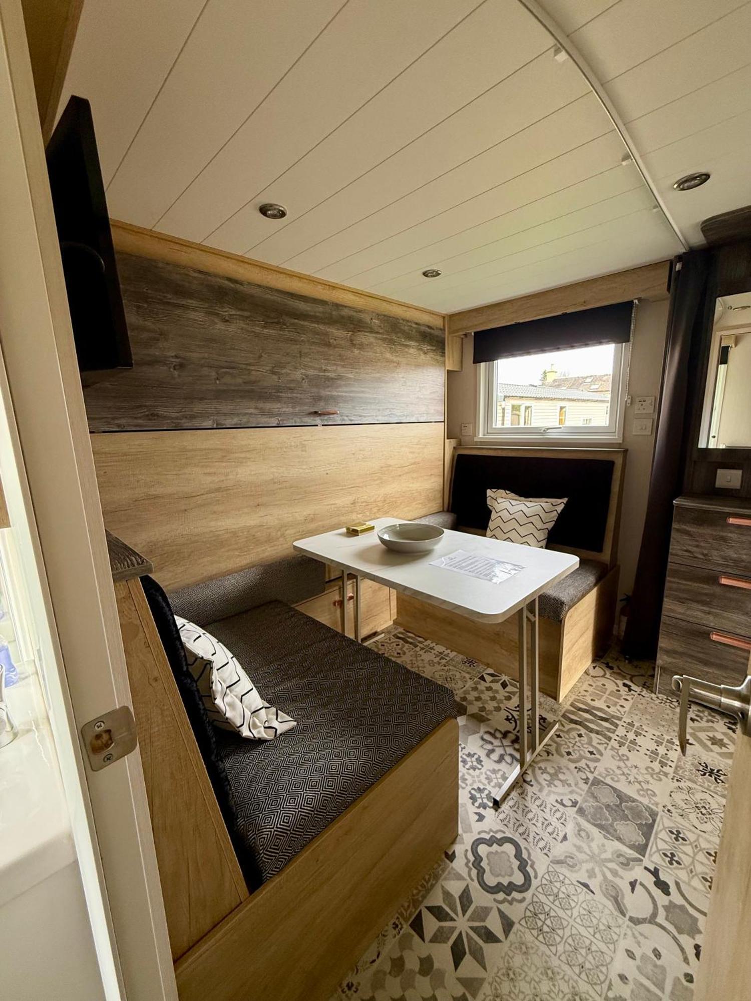 The Parr Pod - Beautiful, Luxury Pod Hotell Aberlour Eksteriør bilde